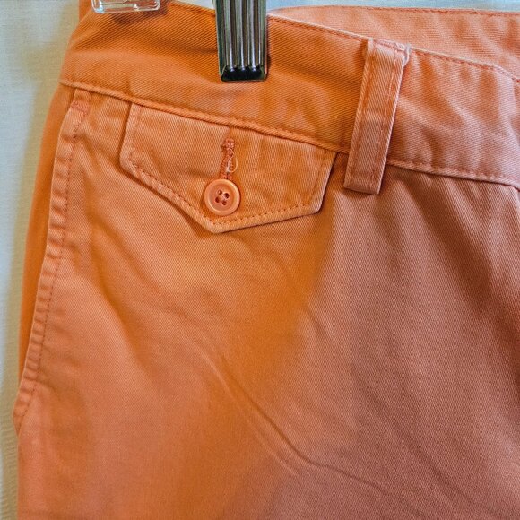 Shorts - Picture 3 of 3